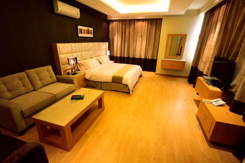 Meera Suites Riade Exterior foto